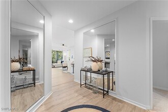 Building Photo - 8217 Parkstone Pl