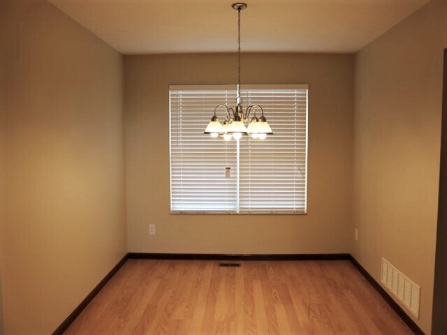 Building Photo - 6595 Brick Court