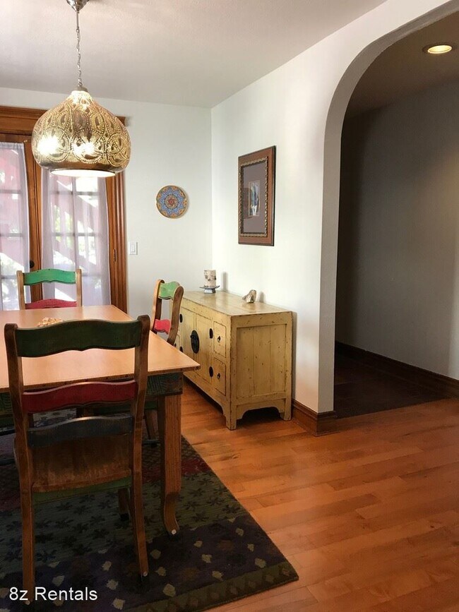 Building Photo - 3 br, 2 bath House - 2583 Mapleton Avenue