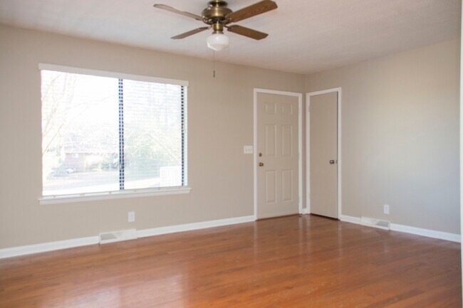 Foto del edificio - Heart of Madison City! Madison City Schools!