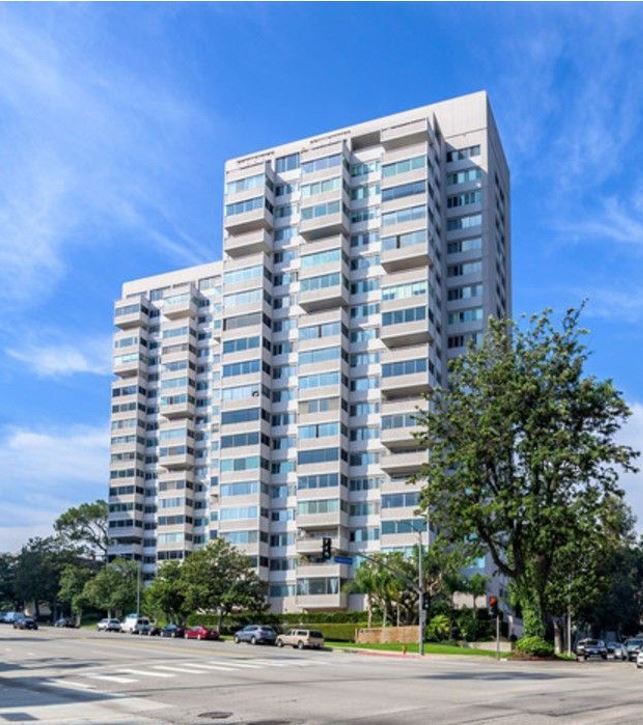 Foto principal - 875 Comstock Ave