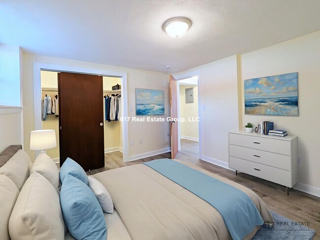 Foto del edificio - 160 N Beacon St