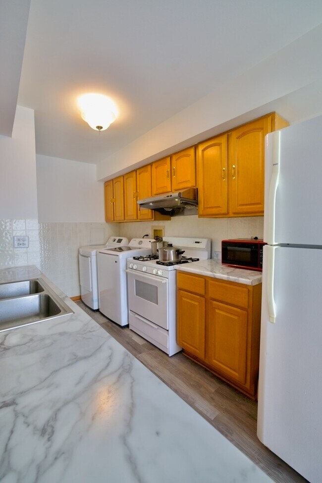 Foto del edificio - 1483 Cornell Ct