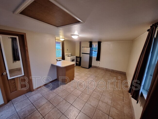 Foto del edificio - 224 Grandview Ave