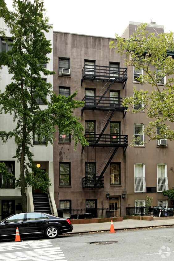 Building Photo - 336 E 30th St