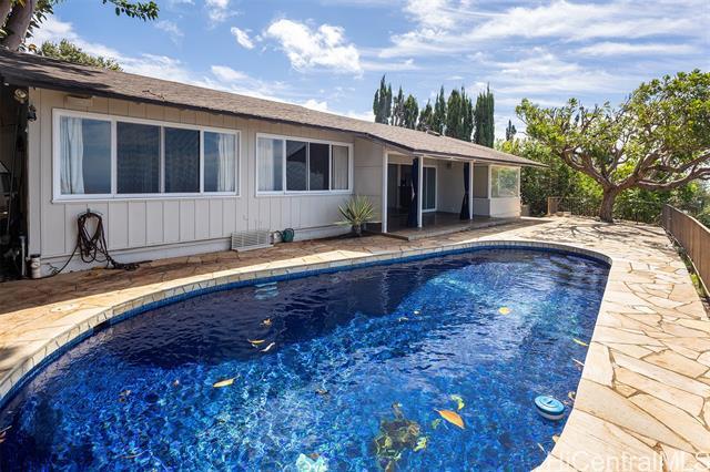 Building Photo - 5112 Maunalani Cir