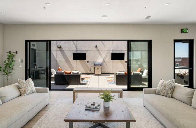 Foto del edificio - 110 N Boston Ave