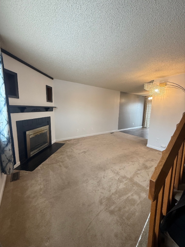 Foto del edificio - 1268 Soaring Eagle Dr