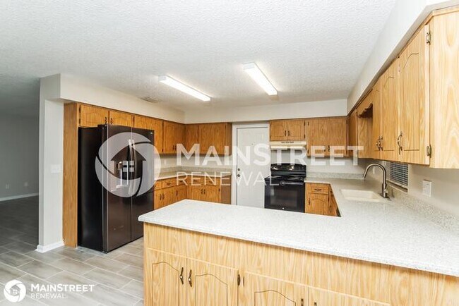 8795 98TH CT, VERO BEACH, FL 32967 - 4