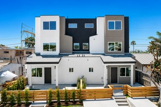 Building Photo - 2139 Balboa Ave