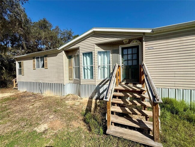 Foto del edificio - 15275 NE 238th St