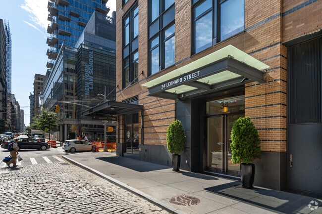 Entrance - 34 Leonard