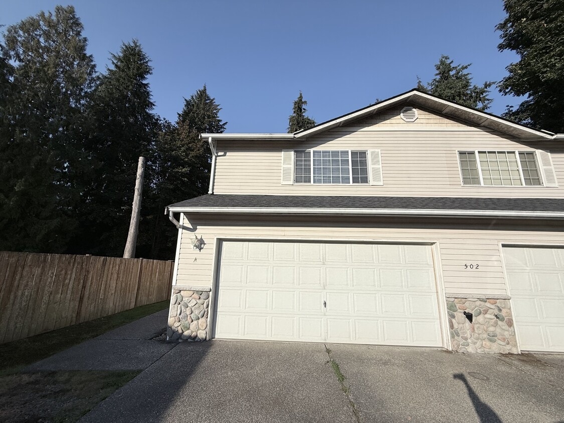 Primary Photo - 502 91st Ave SE