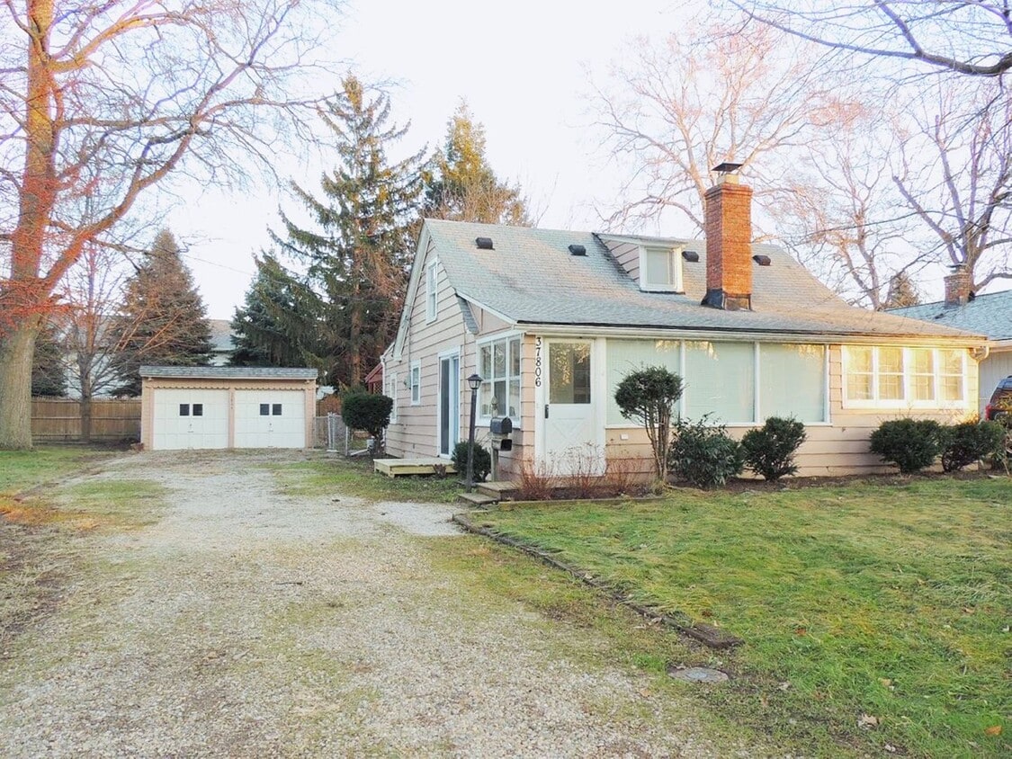 37806 Green Dr, Eastlake, OH 44095 House Rental in Eastlake, OH