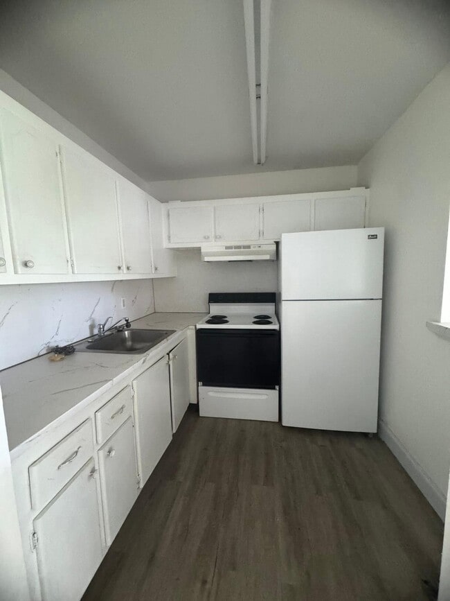 Building Photo - 178 Cambridge H