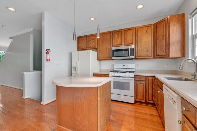 Foto del edificio - 4287 S Capitol St SW