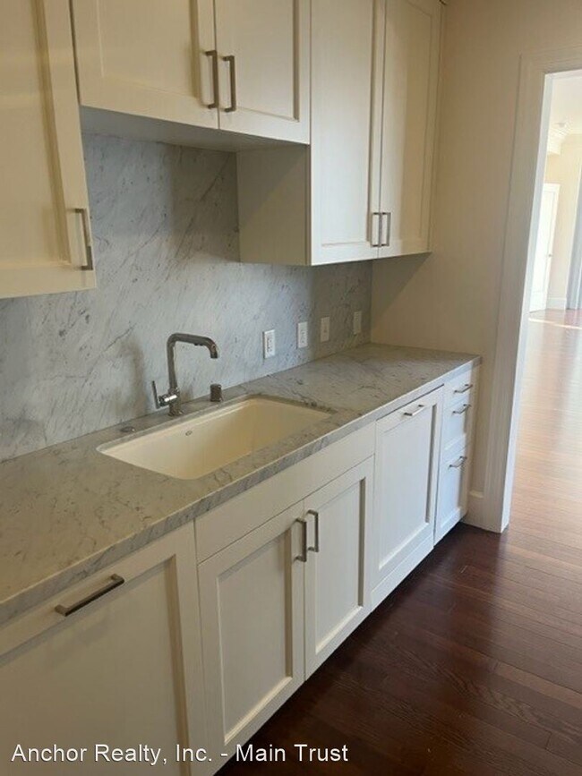 Foto del edificio - 2 br, 2 bath House - 1645 Pacific Avenue #6D
