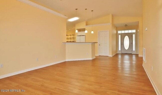 Foto del edificio - 6340 Ironside Dr S