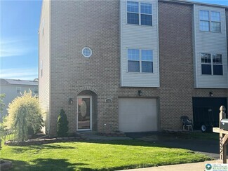 Building Photo - 3321 Carl Dr