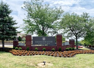 Building Photo - Bridgewater Crossing