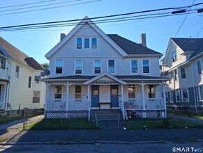 Building Photo - 135 Sherwood Ave