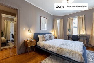 Building Photo - Private bedroom in 3 bed/1 bath Home