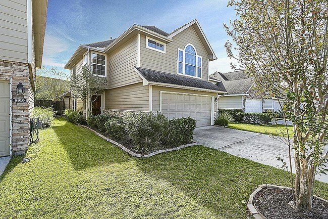 Foto del edificio - 8923 Windfern Trace Dr