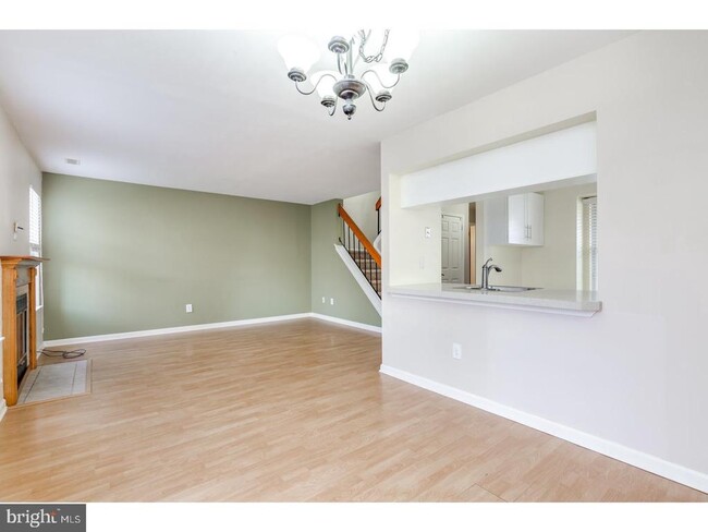 Foto del edificio - 164 Kettlebrook Dr