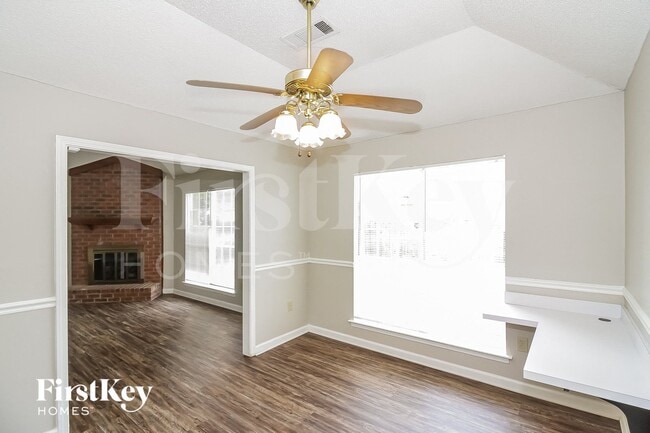 Building Photo - 5277 Timber Ridge Dr