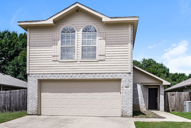 Building Photo - 809 Pace Dr
