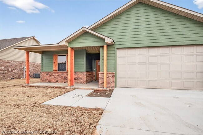 Building Photo - 13 Countryside Wy