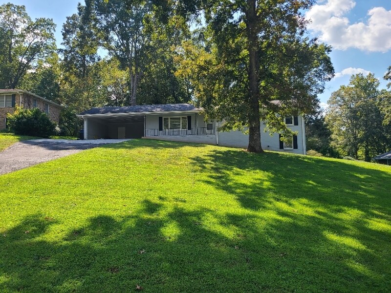 Foto principal - 3941 Pine Needle Dr NW