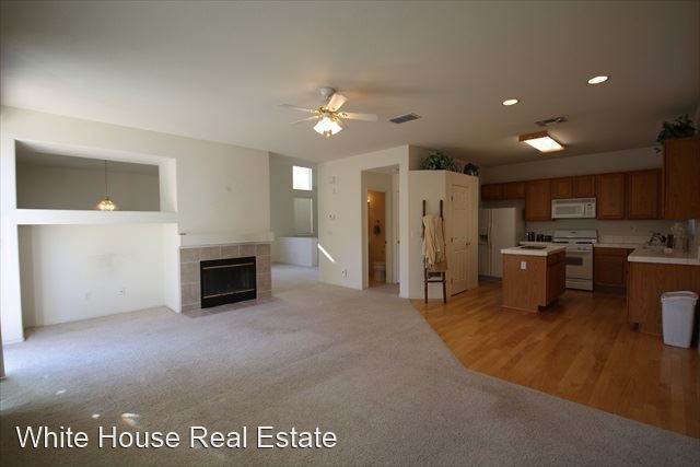 Foto del edificio - 3 br, 2.5 bath House - 11501 Pyrites Way