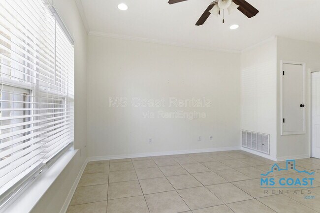 Foto del edificio - 125 Earle Taylor Ln