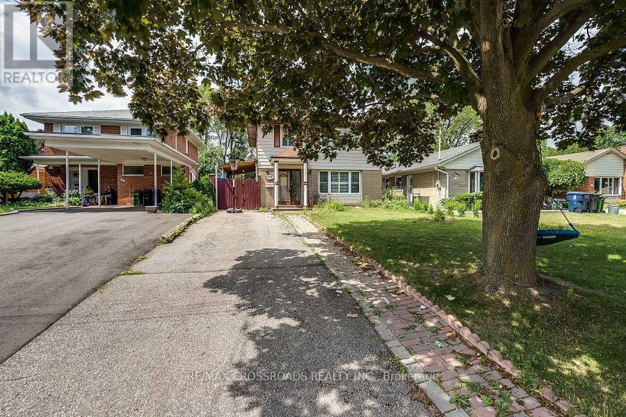 Photo du bâtiment - 60 Moorecroft Crescent