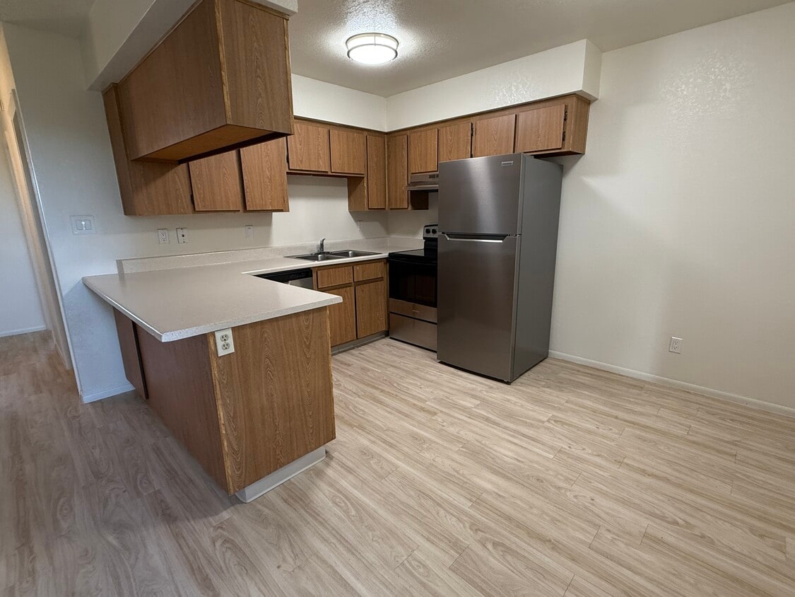 Primary Photo - Mountain View Apartments