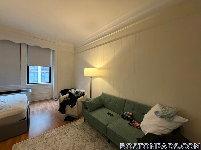 Building Photo - 62 Boylston St