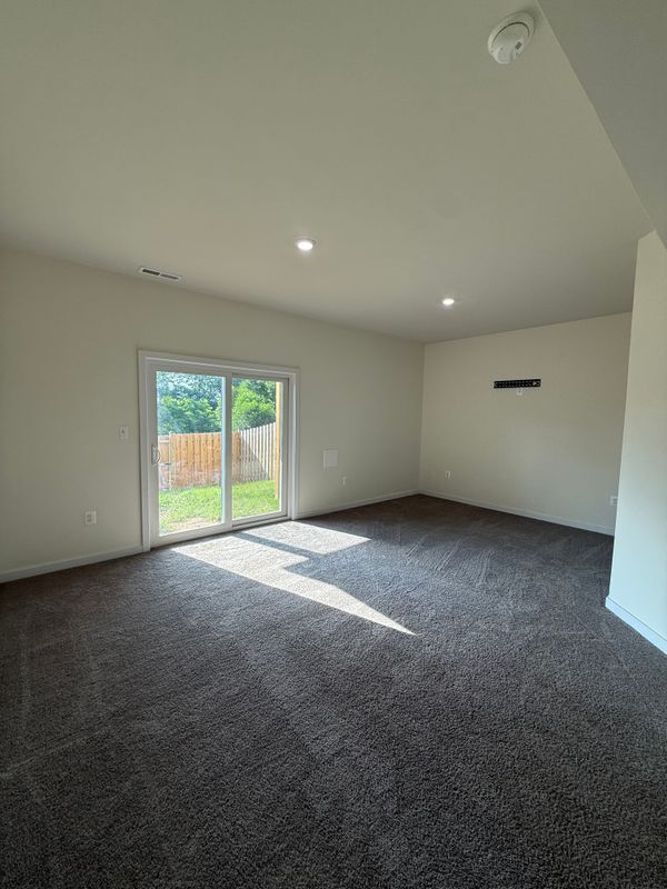 Building Photo - 28 Marineris Cir