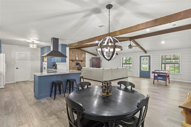 Foto del edificio - 323 Dyer Cir