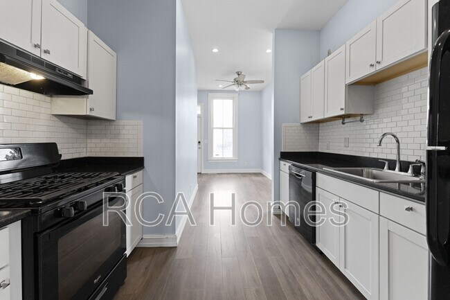 Foto del edificio - 920 N College Ave