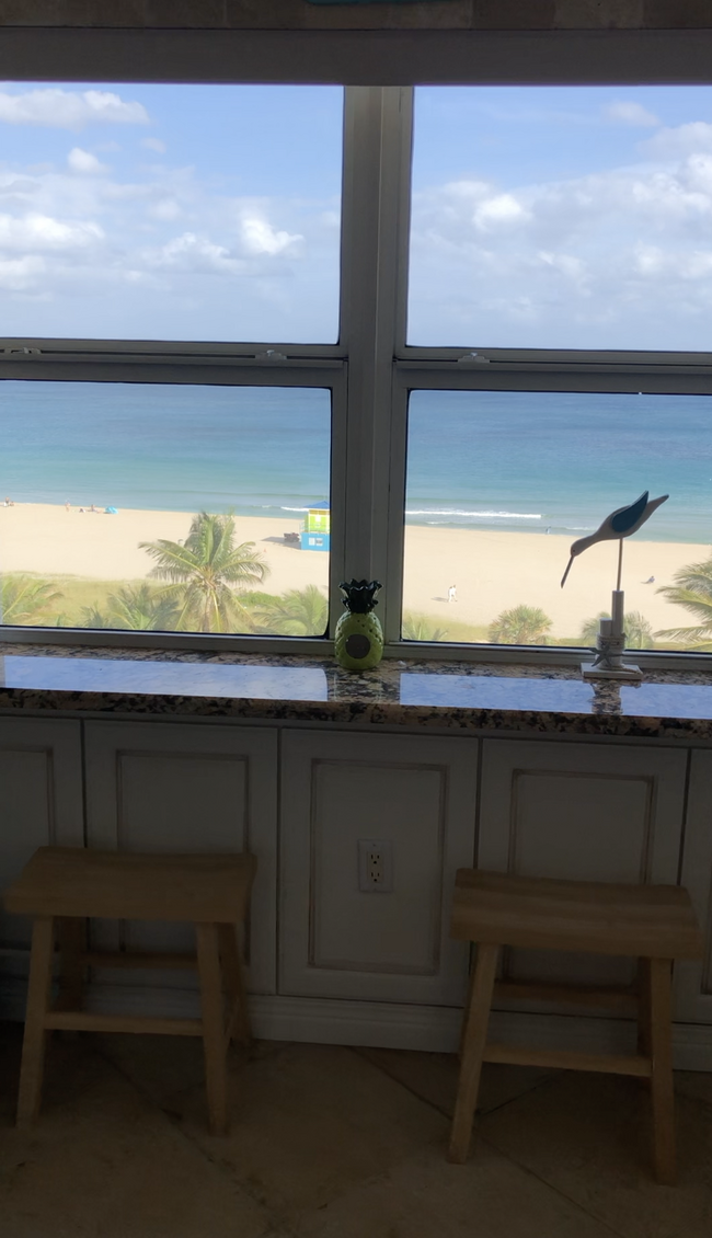 Kitchen View - 405 N Ocean Blvd