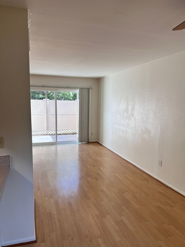 28858 Conejo View Dr, Agoura Hills, CA 91301 Townhouse for Rent in