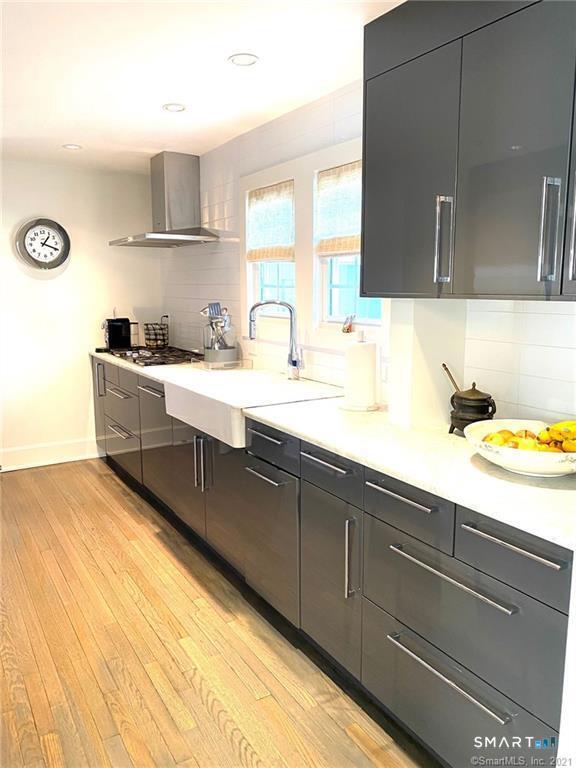 Building Photo - 12 Murvon Ct