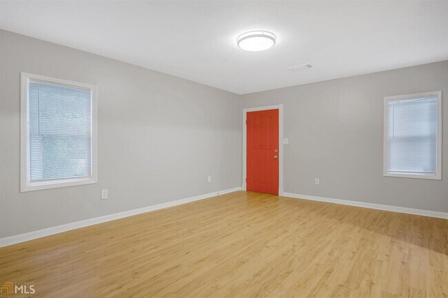 Foto del edificio - 1270 Trenton St SE