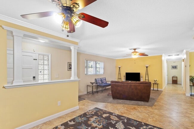 Foto del edificio - 1059 Carambola Cir