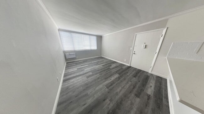Interior Photo - WIN - The Union at Winona