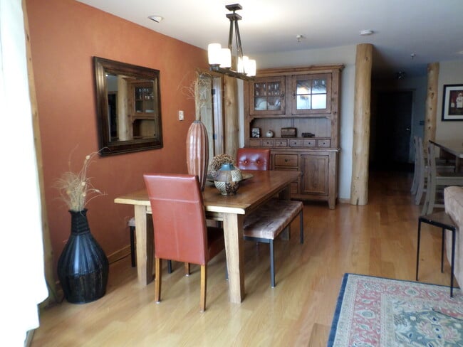 Building Photo - Winter Seasonal Rental- Marina Place 228