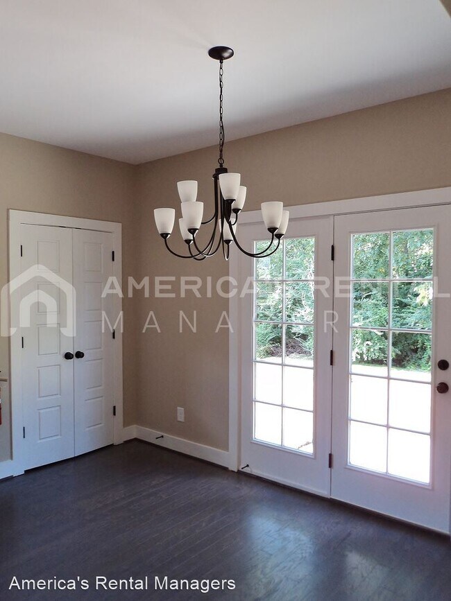 Building Photo - 4 br, 2 bath House - 106 Falling Waters Lane