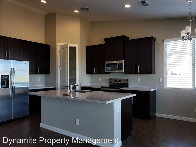 Building Photo - 16640 E Desert Vista Trail