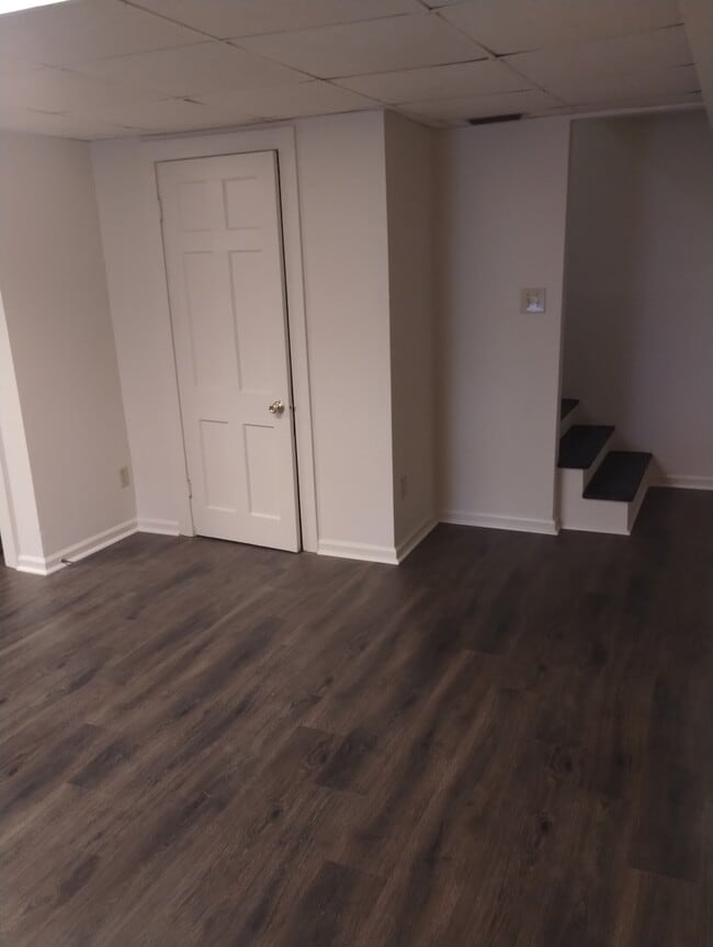 Building Photo - 217 N Beaver St